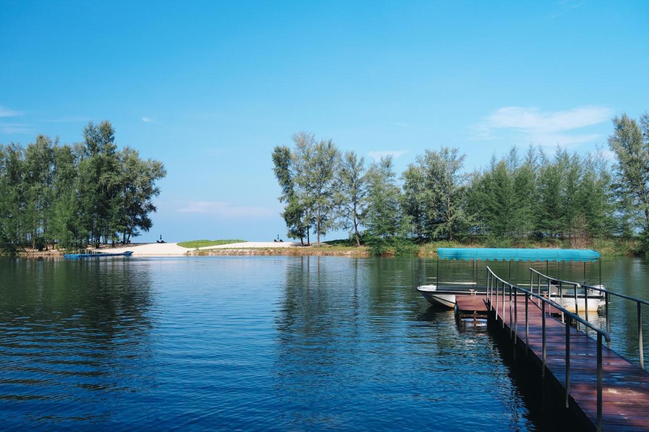 Wanakarn Beach Resort & Spa Phang Nga Exterior photo